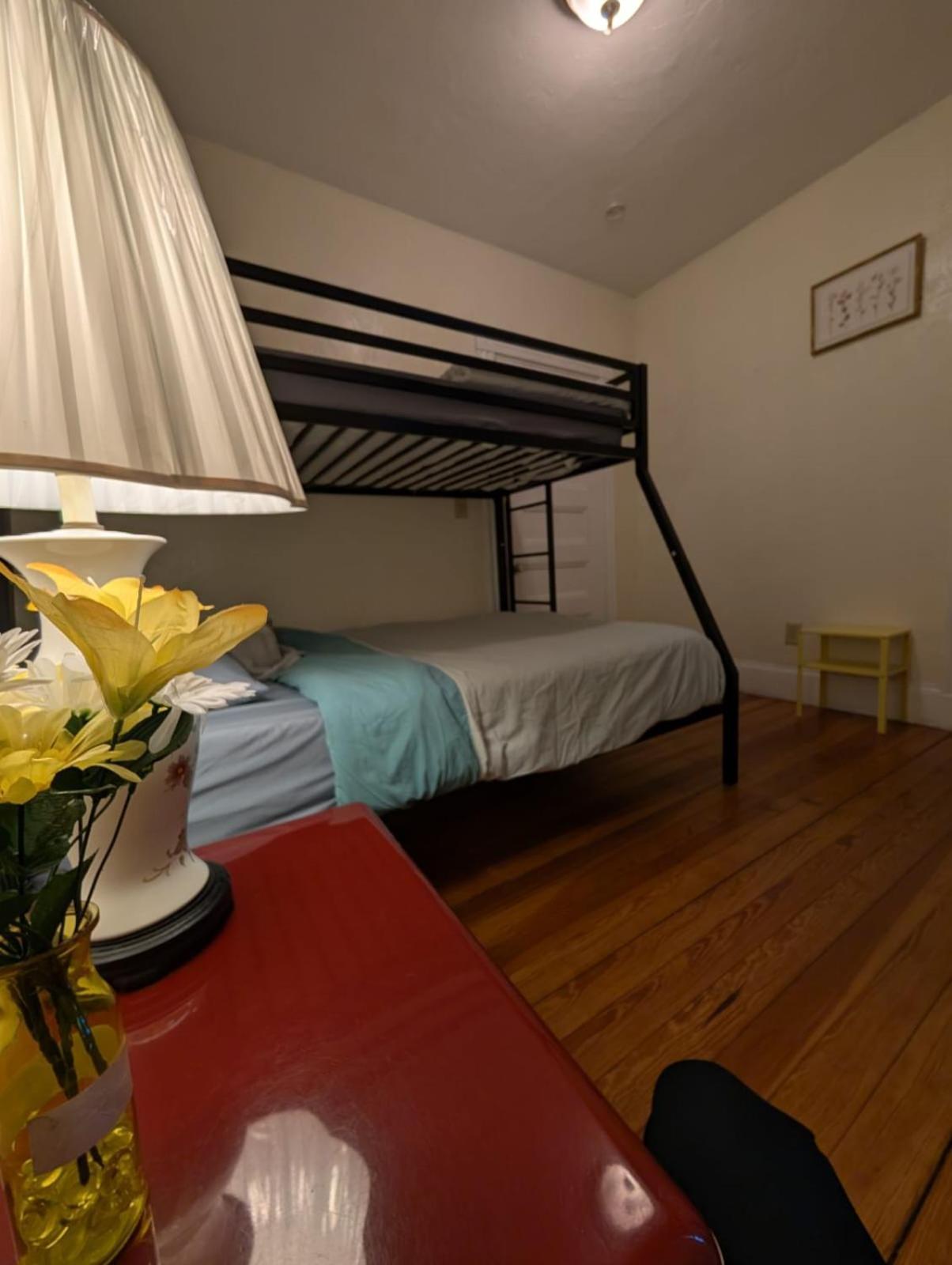 Hostal Homestel *